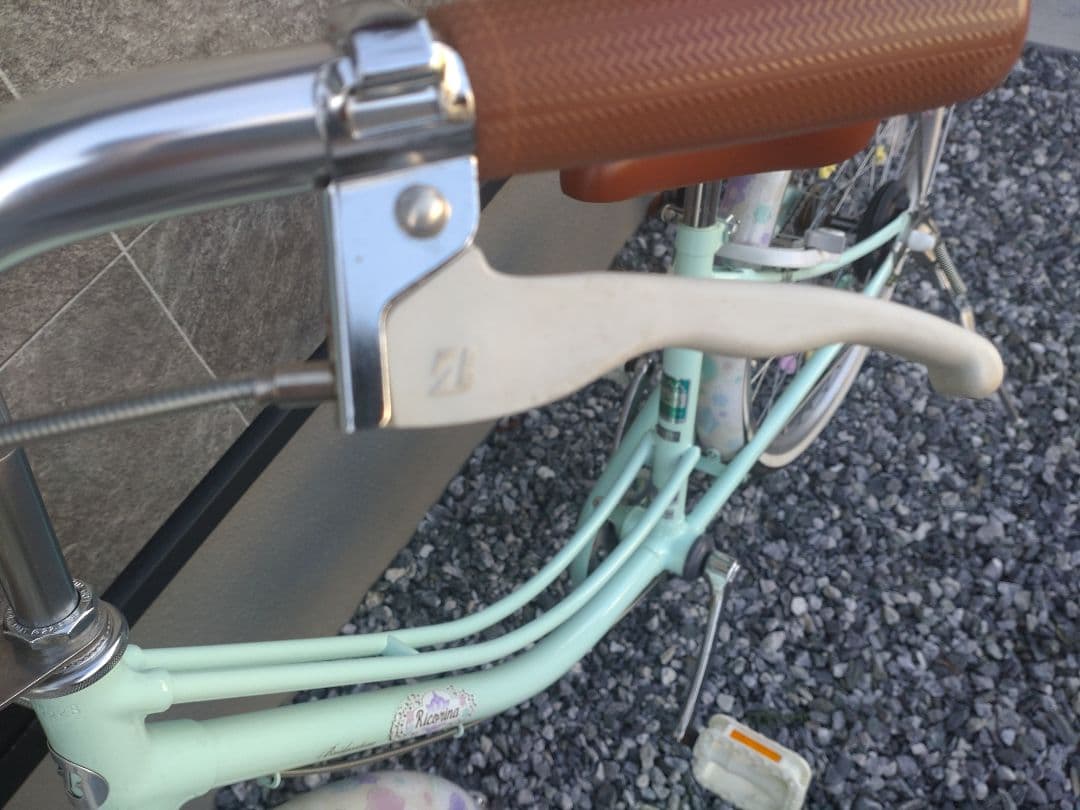 【直接引き取り】静岡県西部　ブリヂストン リコリーナ 24インチ