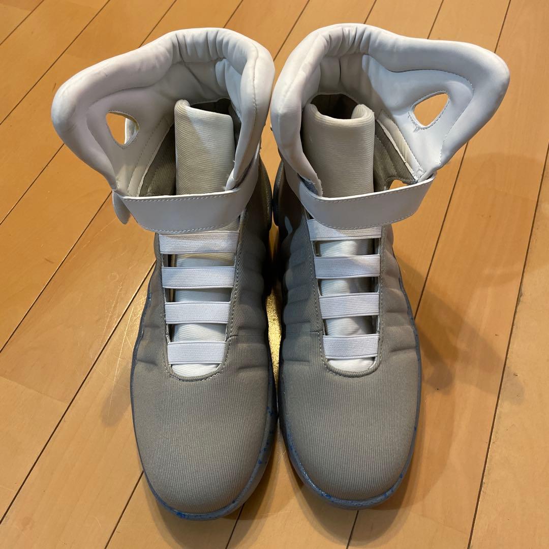 バックトゥーザフューチャー風 スニーカー