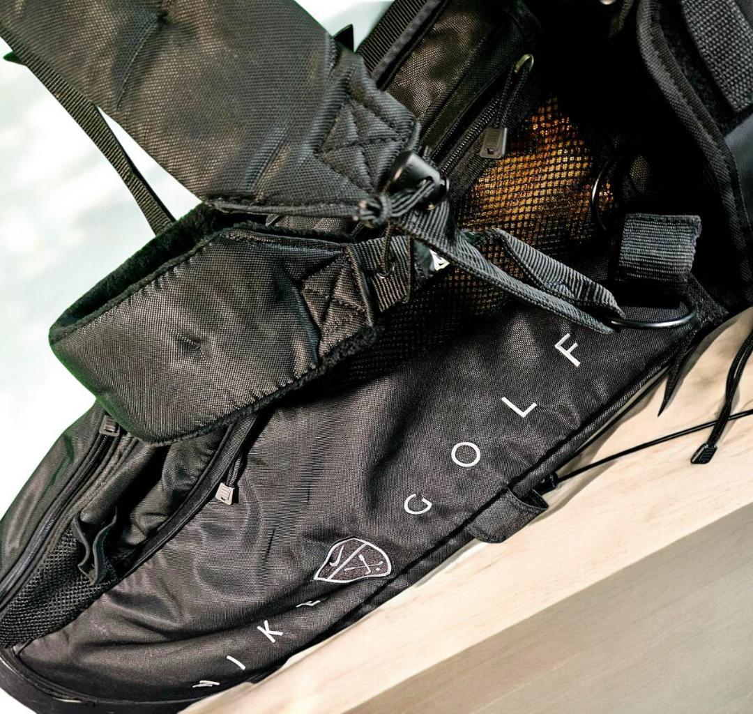 送料無料/美品　NIKE GOLF高級軽量タイプ スタンド式キャディ BKｘBR