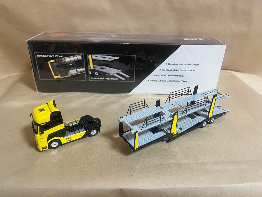 MINI GT♯137 Mercedes Benz Actrosイエロー➕おまけ