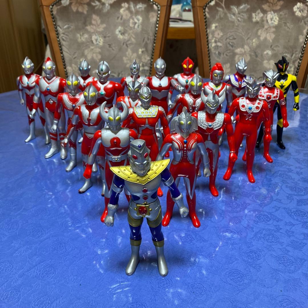 ウルトラマンヒーローシリーズ 21体