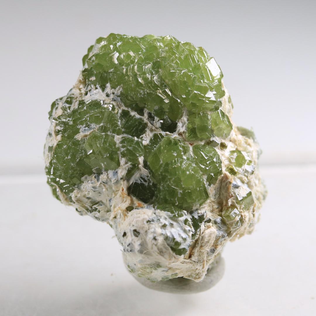 デマントイドガーネット ④ イタリア産 / 原石 天然石 鉱物標本 灰鉄柘榴石