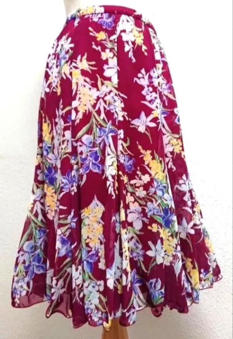 SALE☆チャコット　社交ダンス スカート　M 花柄 フレア　定価29700円