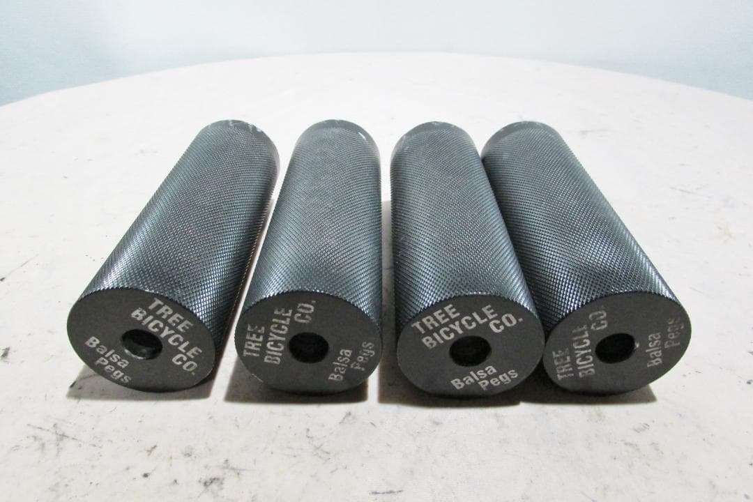 BMX ペグ / フラット TREE Balsa Peg × 4本