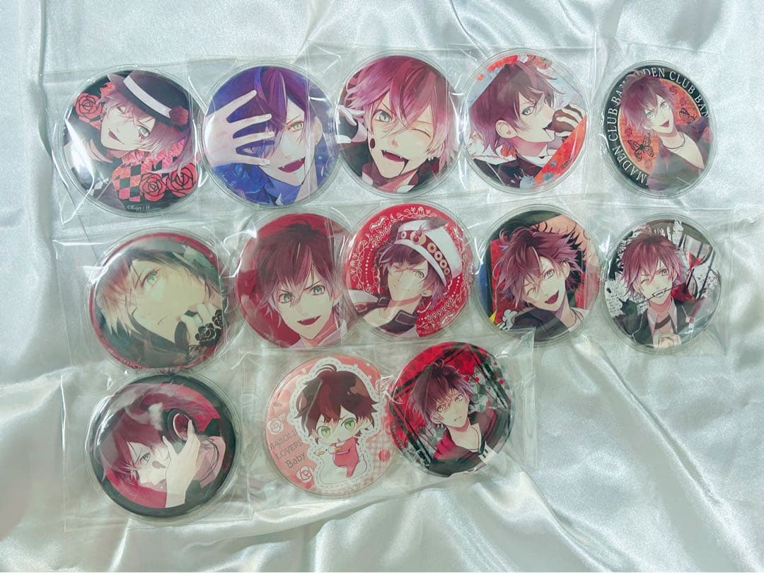 DIABOLIKLOVERS逆巻アヤト 缶バッジ,デスパレードリング他まとめ売り