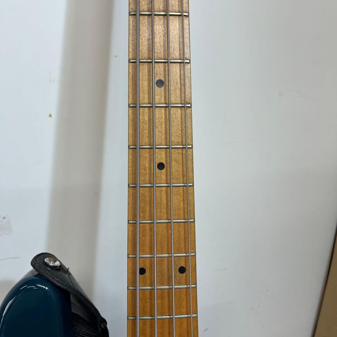 Brian by bacchus ギター ブルー