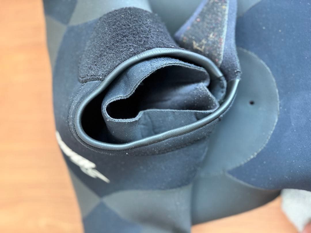 SAVER セイバー　ウェットスーツ　セミドライ