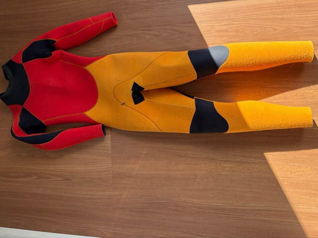 SAVER セイバー　ウェットスーツ　セミドライ