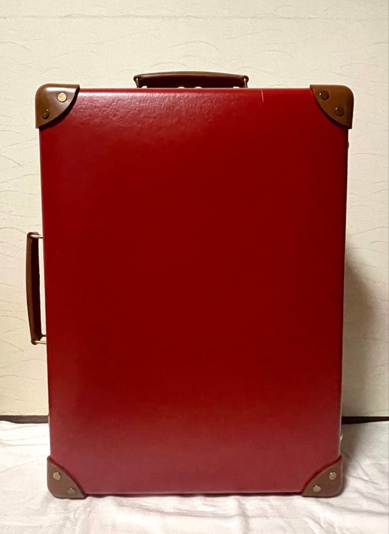 グローブトロッター　キャリーオン　スーツケース　レッド　正規品