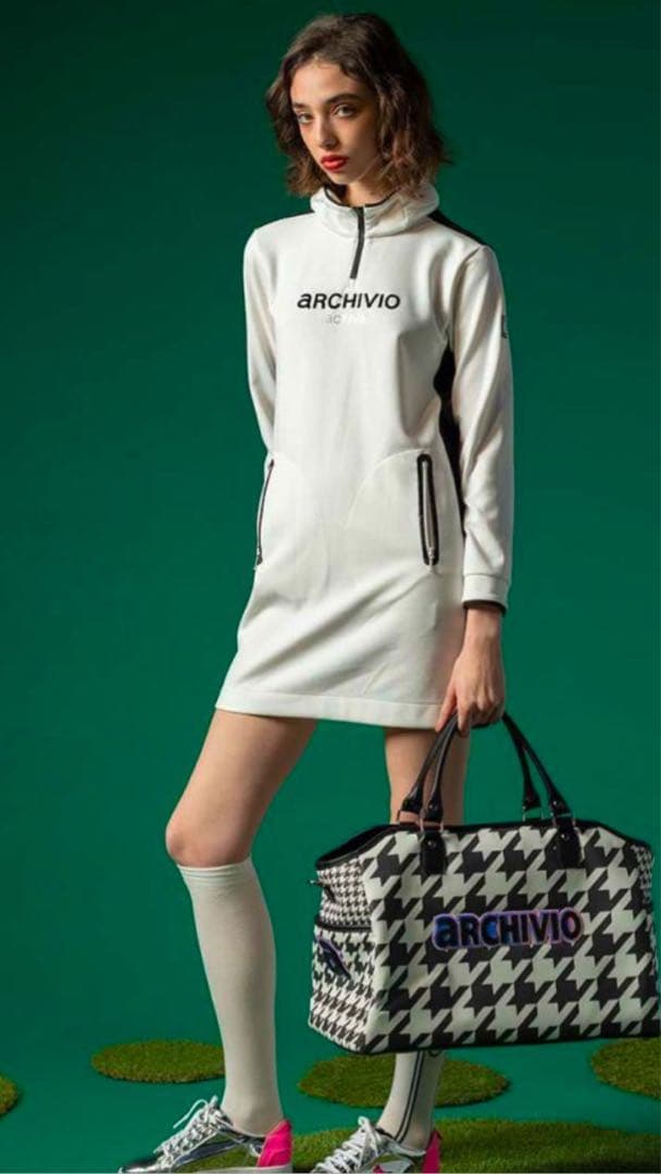 アルチビオ　ワンピース　白　40サイズ　新品未使用