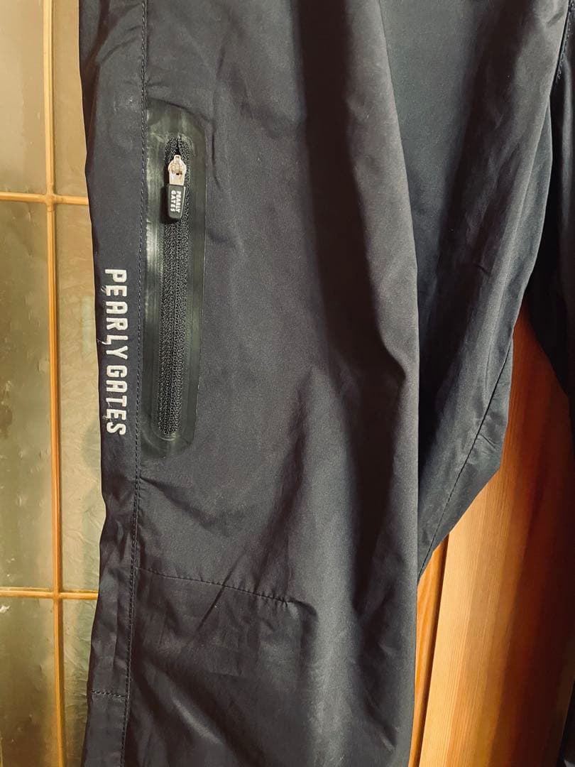 【正規品　美品】パーリーゲイツ蓄熱ナイロンパンツ　スニードパンツ　サイズ4 濃紺