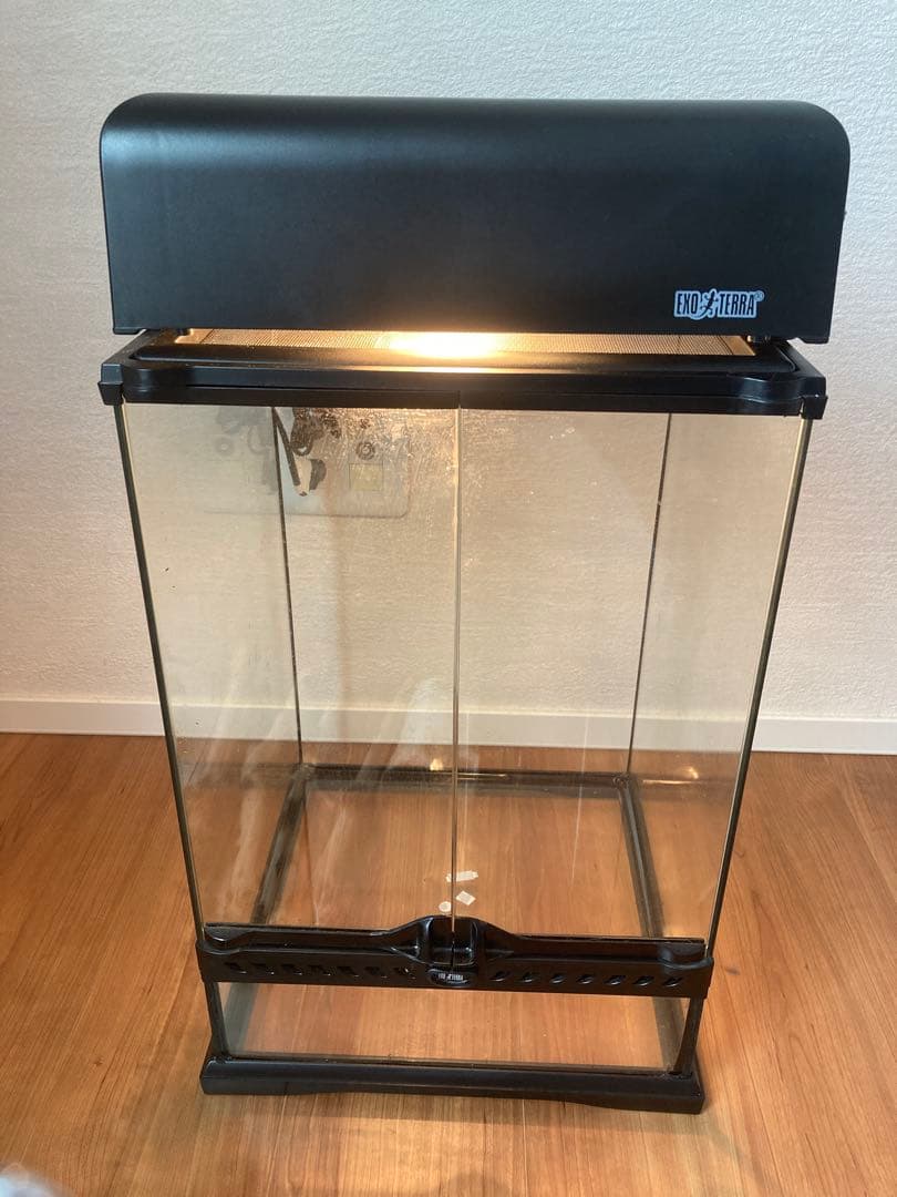 グラステラリウム爬虫類飼育セット　おまけ盛りだくさん（写真に写ってるものすべて）