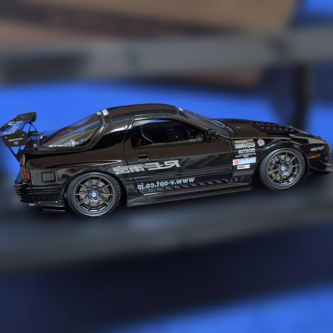 イグニッションモデル 1/18 RX-7 雨宮