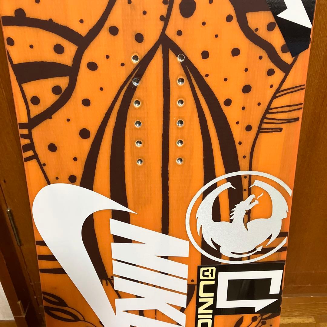 42 SLASH スラッシュ　gigiruf ギギラフ　スノーボード　板　ボード