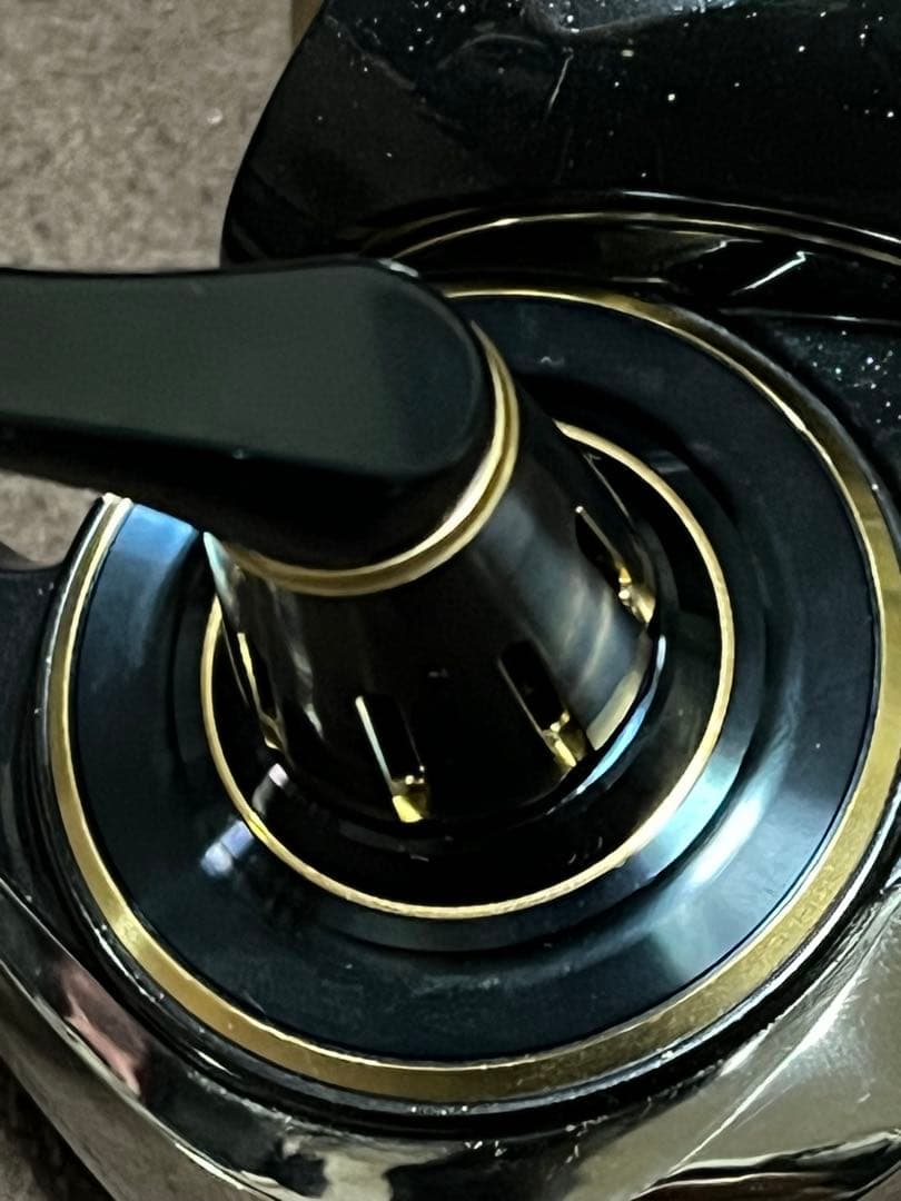 DAIWA 23 SALTIGA 4000-XH 使用数回5回美品