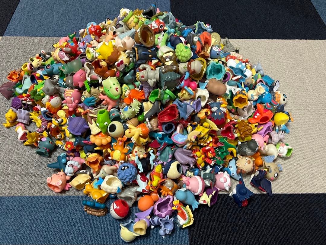 ポケモンキッズ 指人形 1996年〜2010年 666個 初代クリア付き