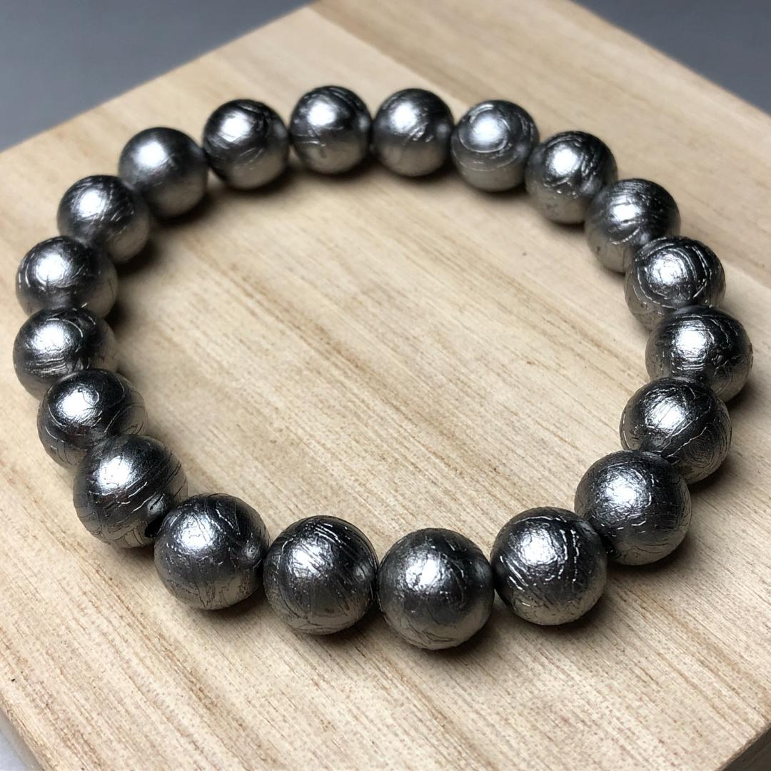 隕石 鉄隕石　アルタイ隕石　 ブレスレット　重さ77ｇ