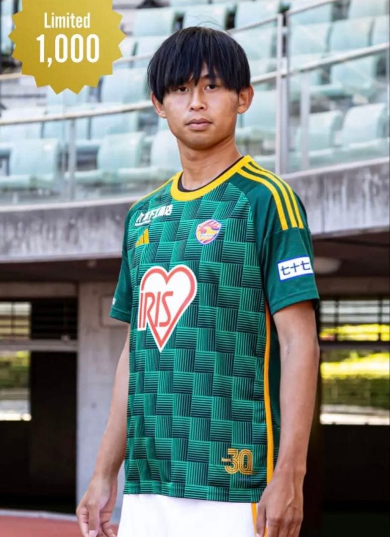 【新品未使用】ベガルタ仙台 クラブ設立30周年記念ユニフォーム XLサイズ