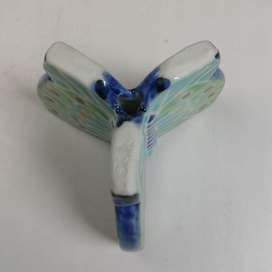 Ｗ８　蓋置　『色絵　三ツ蝶』『高野昭阿弥 造』　共箱　茶道具