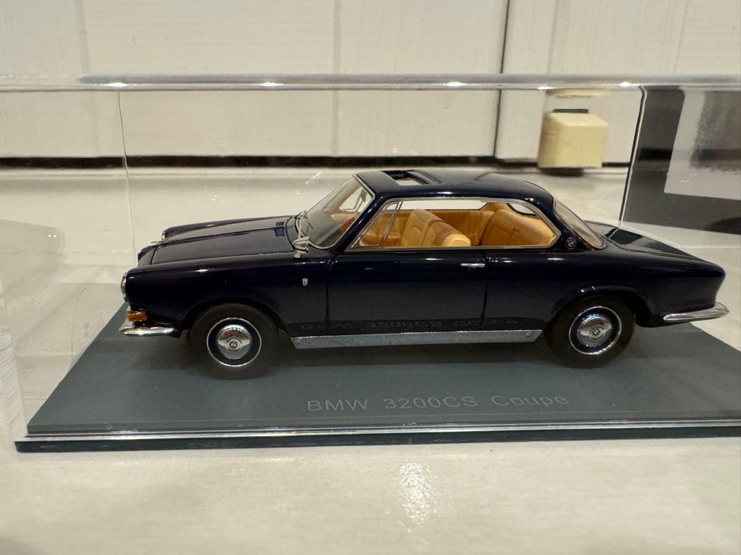  3200CS Coupe ミニカー Neo 1/43