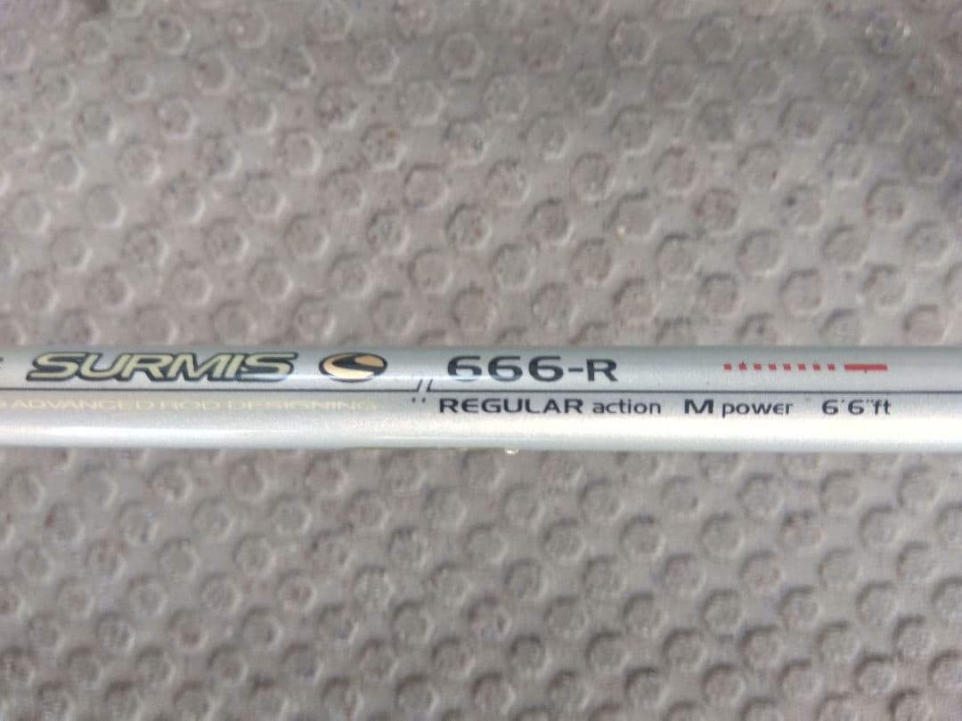 がまかつ　ラグゼサーミス666ーR