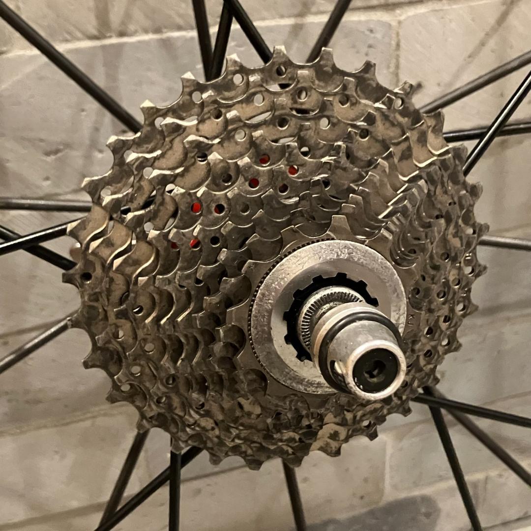 完組ホイール マビック スプロケット、タイヤ付き