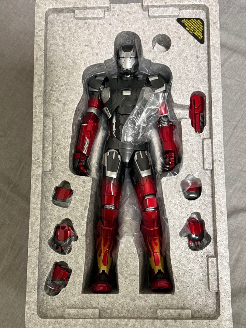 トイサピエンズ限定ホットトイズ アイアンマン3 ホットロッド