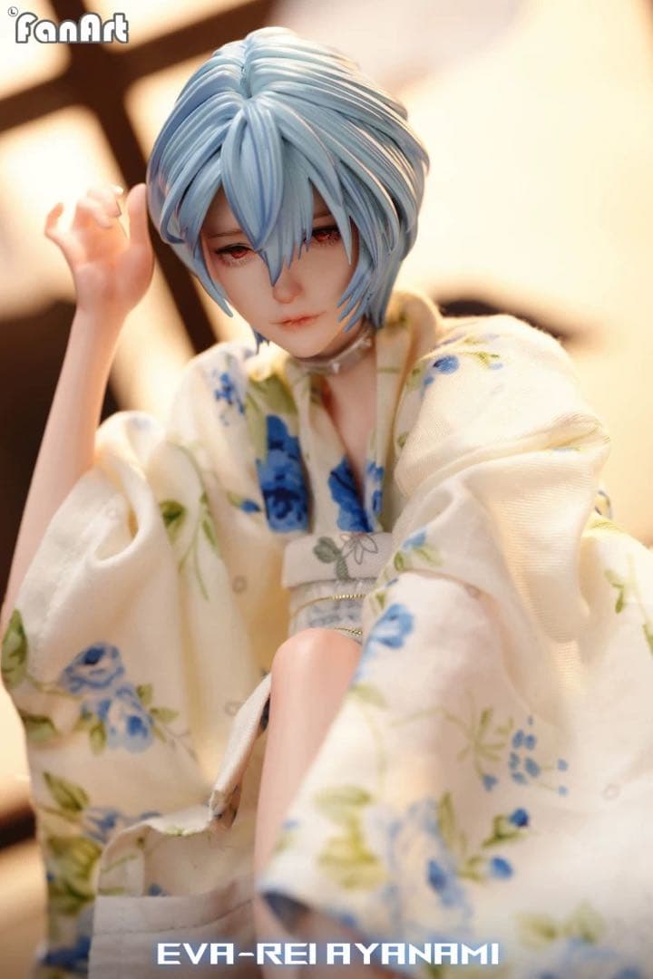 綾波レイ　フィギュア　エヴァンゲリオン