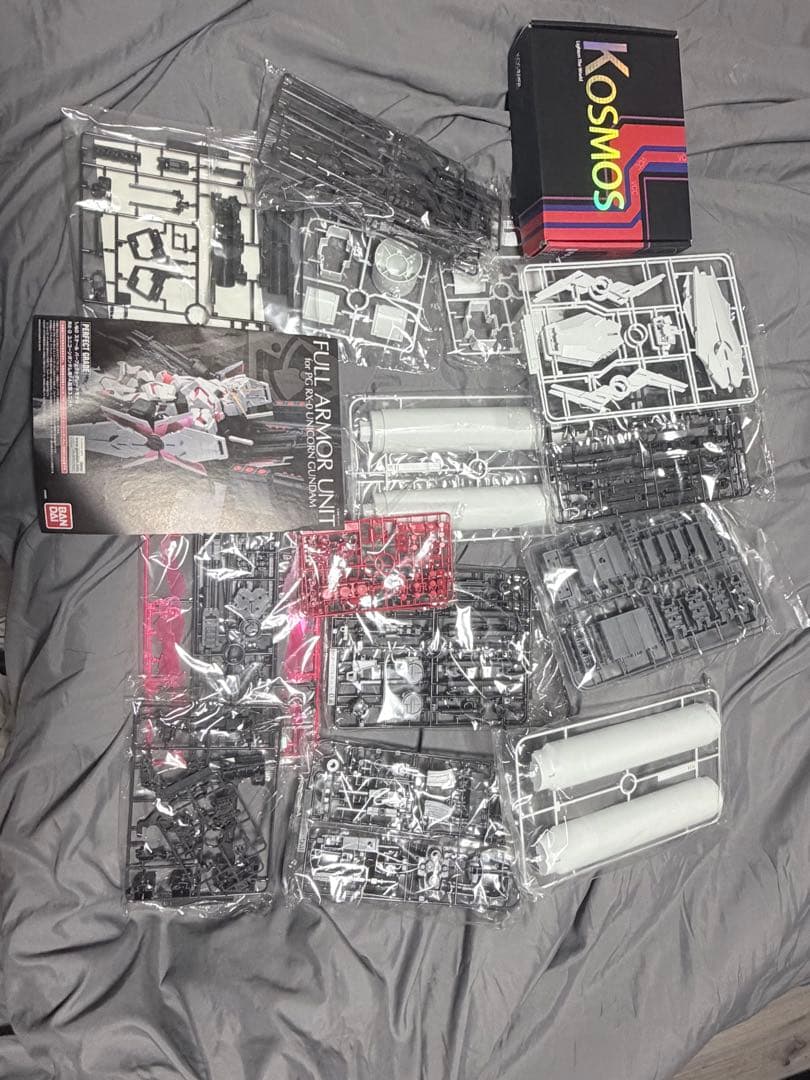 PG ユニコーン　フルアーマーユニット +KOSMOS LEDUNIT