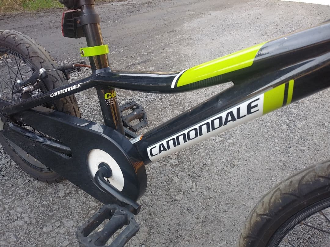 キャノンデール　キッズマウンテンバイク　自転車　トレイル16インチ MTB