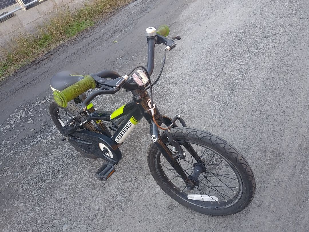 キャノンデール　キッズマウンテンバイク　自転車　トレイル16インチ MTB