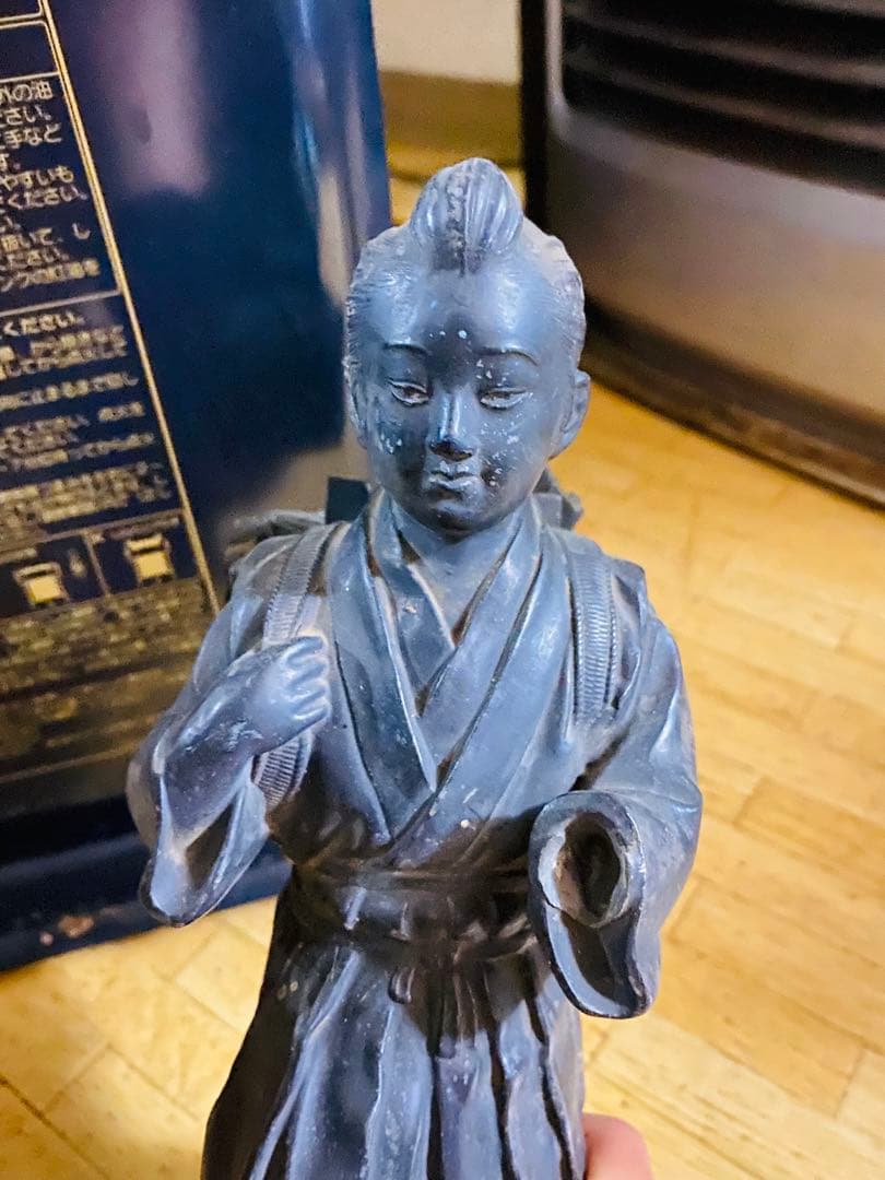 念記 事工濟校 村運甲包 銅像(銅)