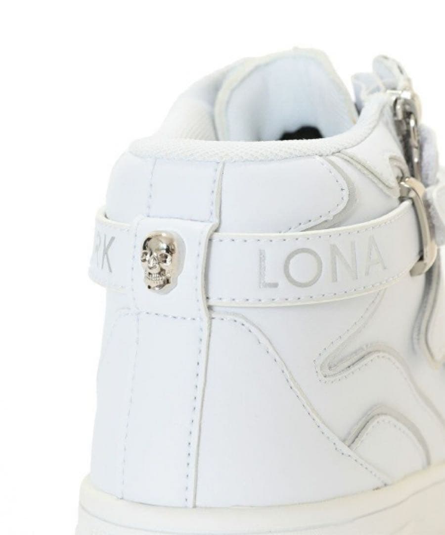 5.9万MARK&LONAハイカットスパイクレス　25.0cm ホワイト