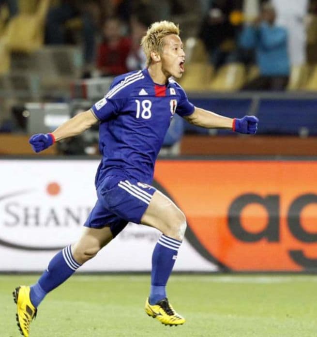 本田圭佑　サイン　ユニフォーム