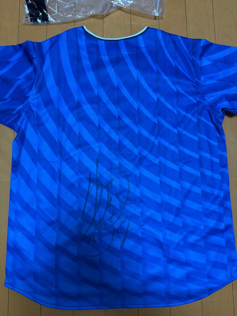 度会隆輝選手 直筆サイン入りユニフォームMサイズ背番号なし