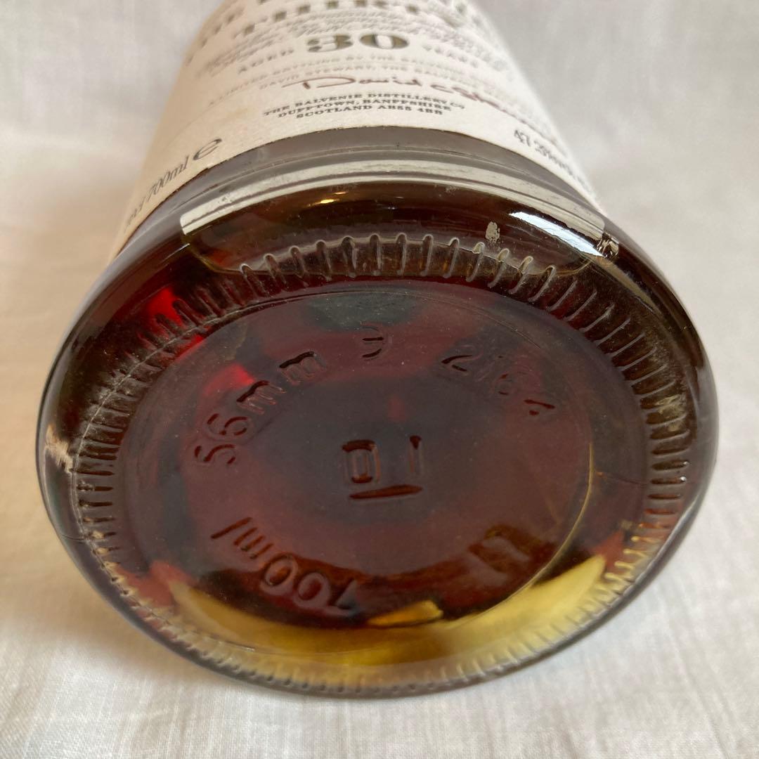 バルヴェーニ　サーティ３０年　シングルモルトウイスキー　木箱入り　レア
