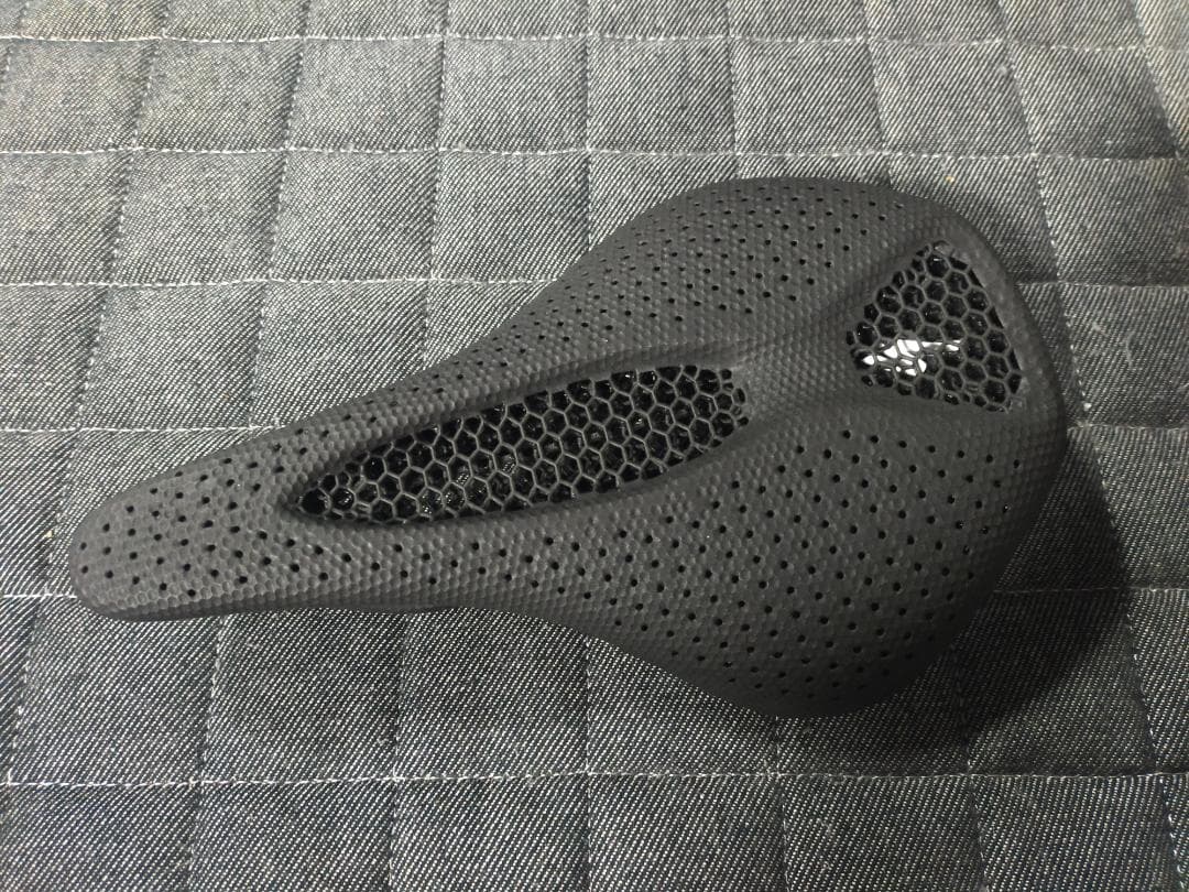 S-WORKS POWER WITH MIRROR サドル 155mm