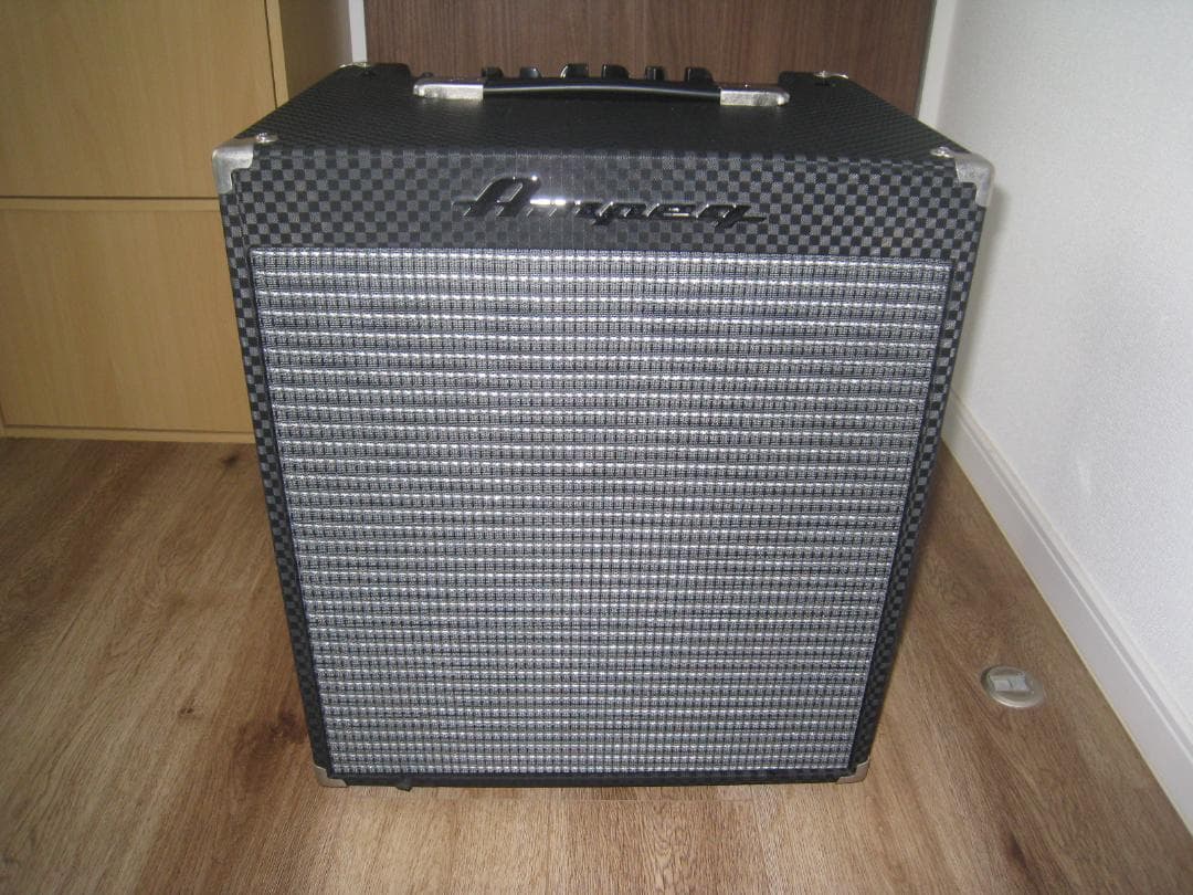 ベース Ampeg ROCKET BASS RB-110
