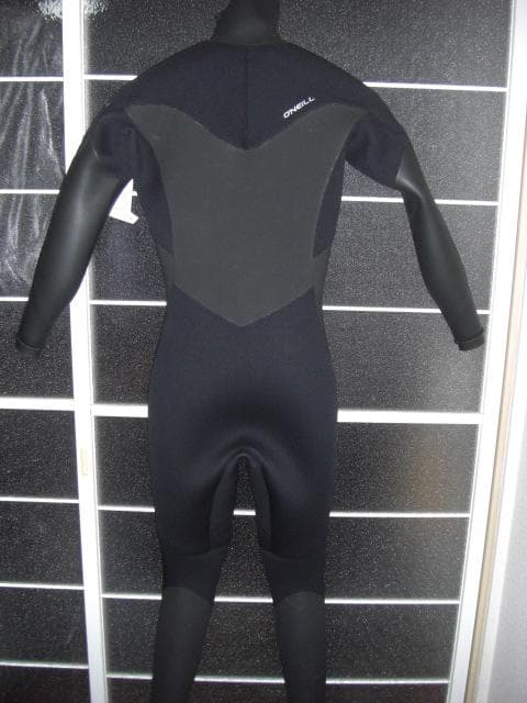 ☆新品未使用 O'NEIL ロングチェストジップセミドライ