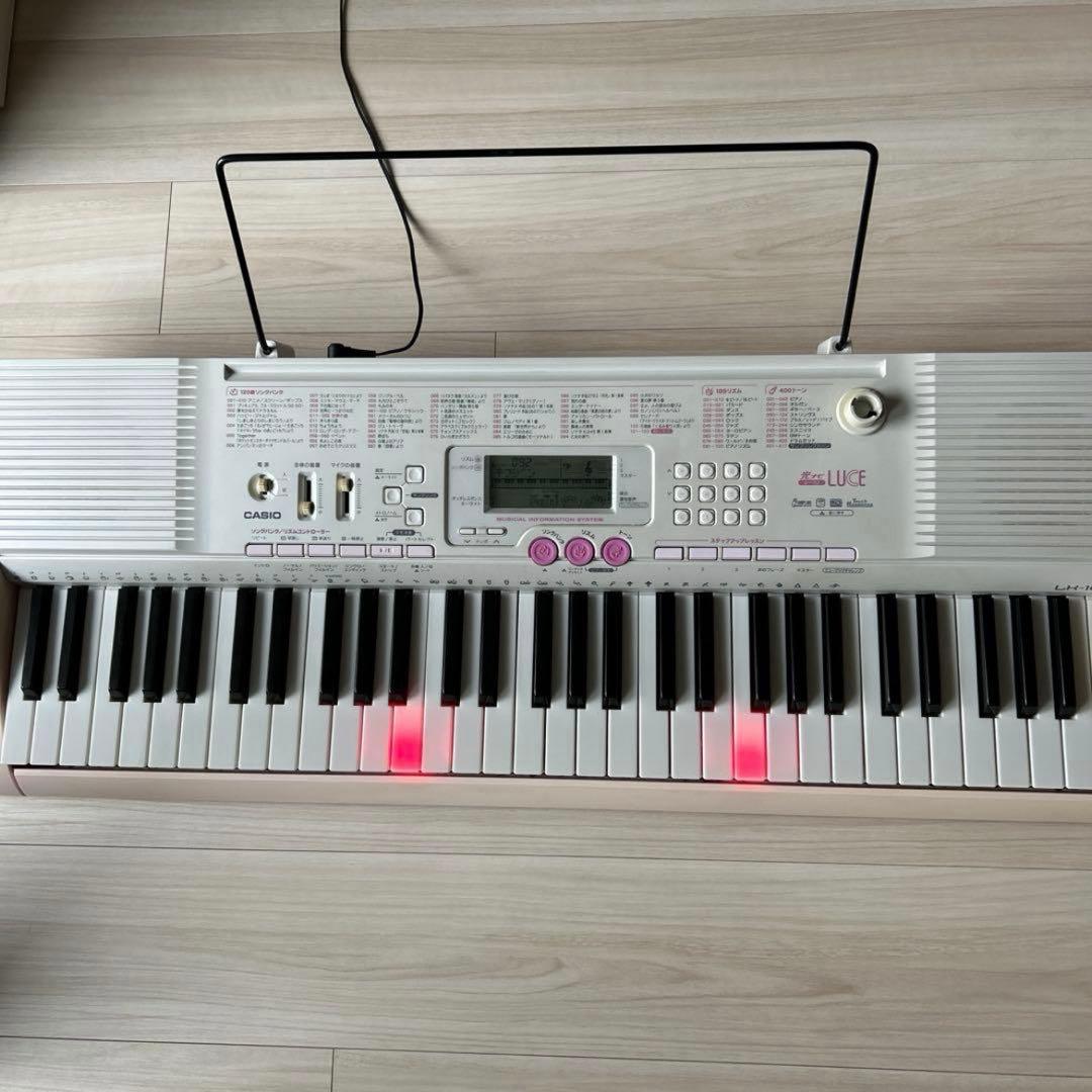 電子キーボード　カシオ　光ナビゲーション機能付き LUCE LK-105