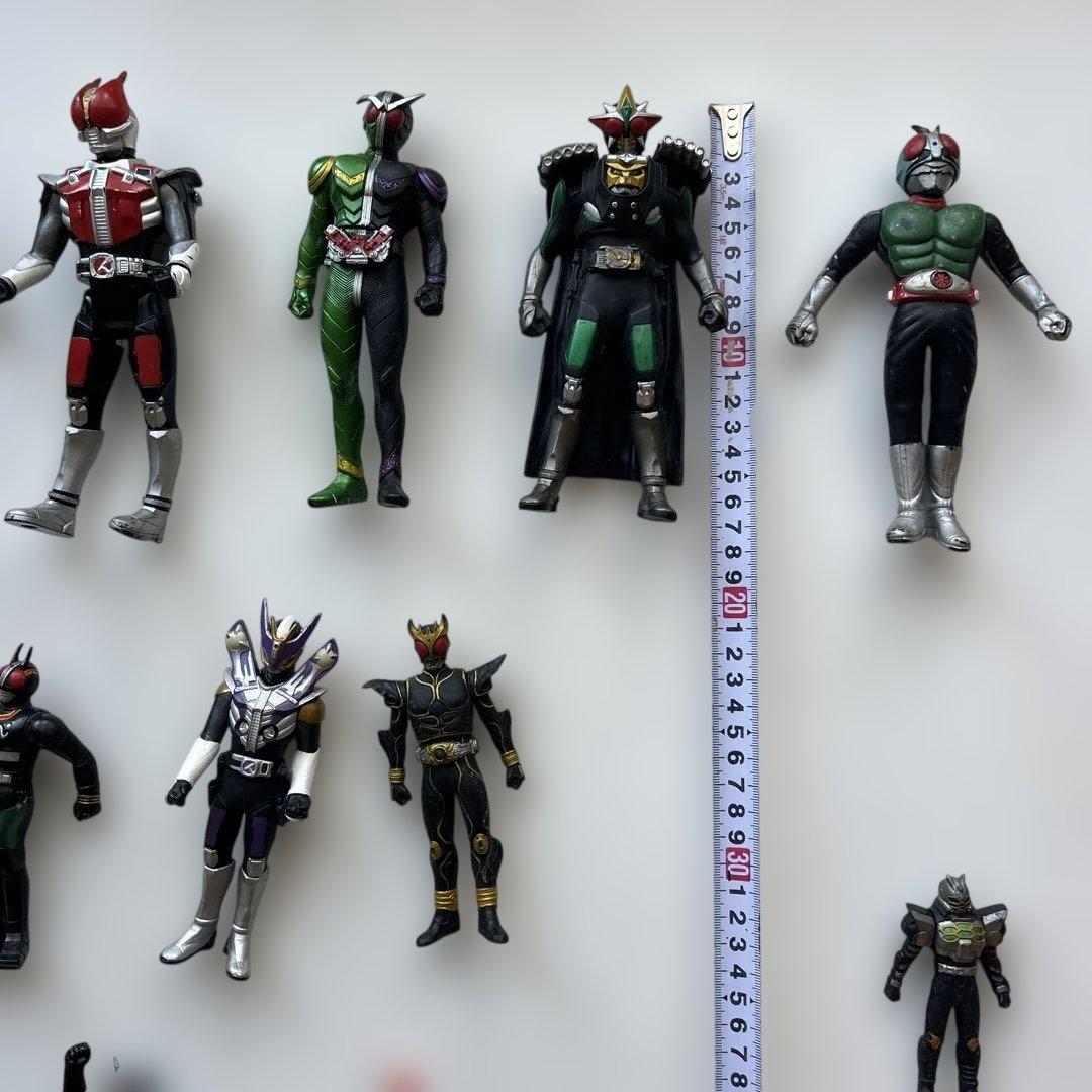 仮面ライダー　ソフビ／フィギュア　16体