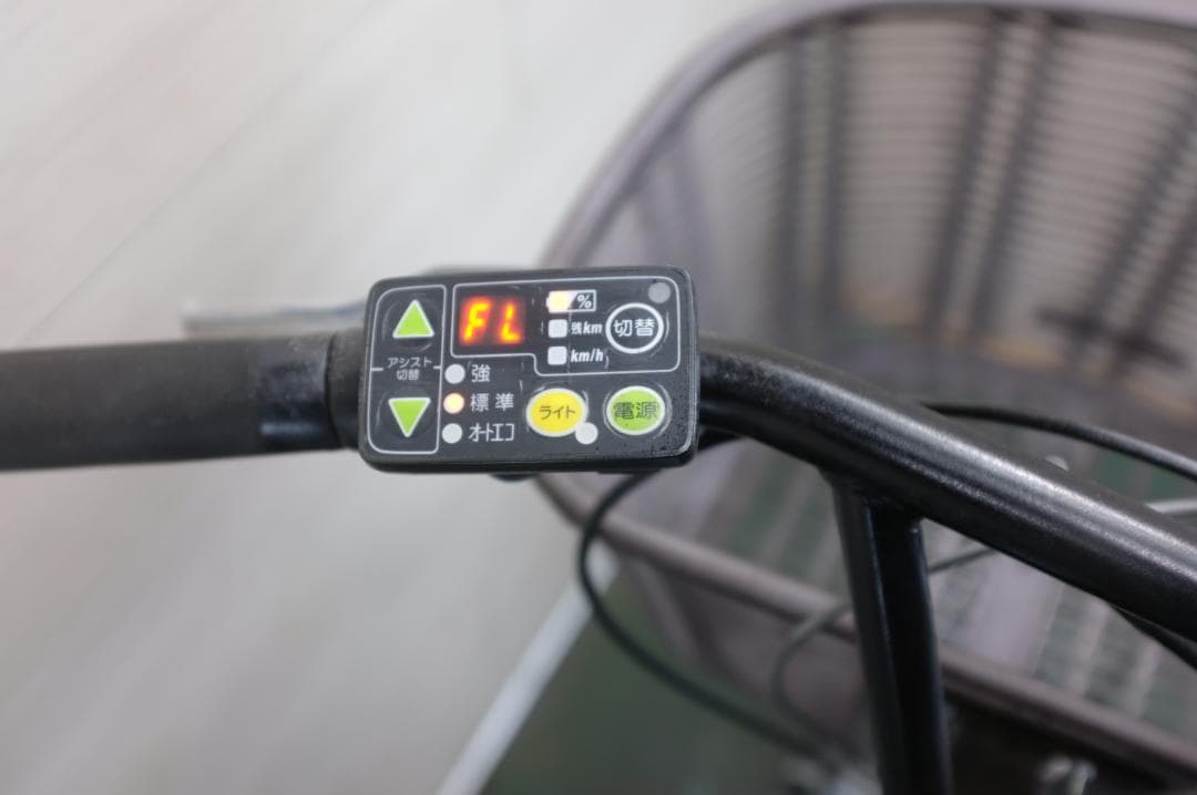 電動自転車 ヤマハPAS ami　26インチ　3段　8.7Ah 新品タイヤ