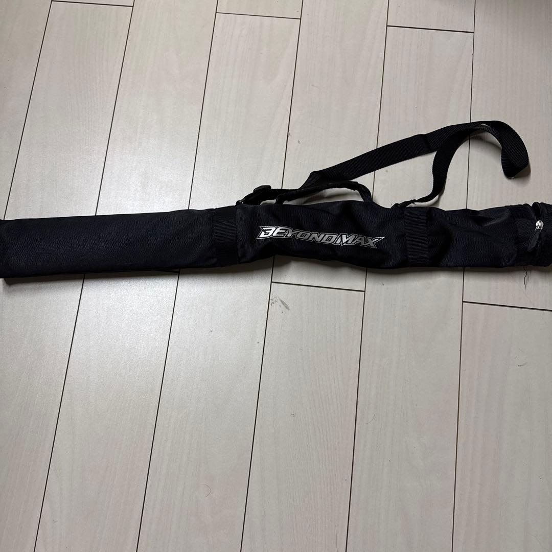 BEYONDMAXレガシー 軟式バット ケース付き 黒/シルバー