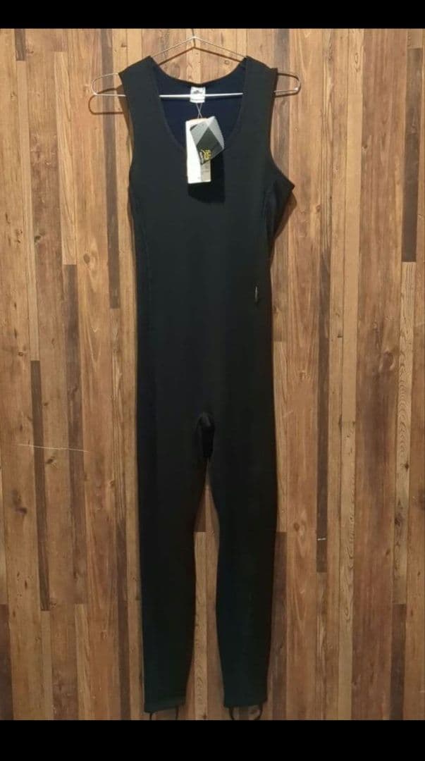 真冬対策✨RASHブーツ付きドライスーツ＆新品インナーセット　ML−Lサイズ程度