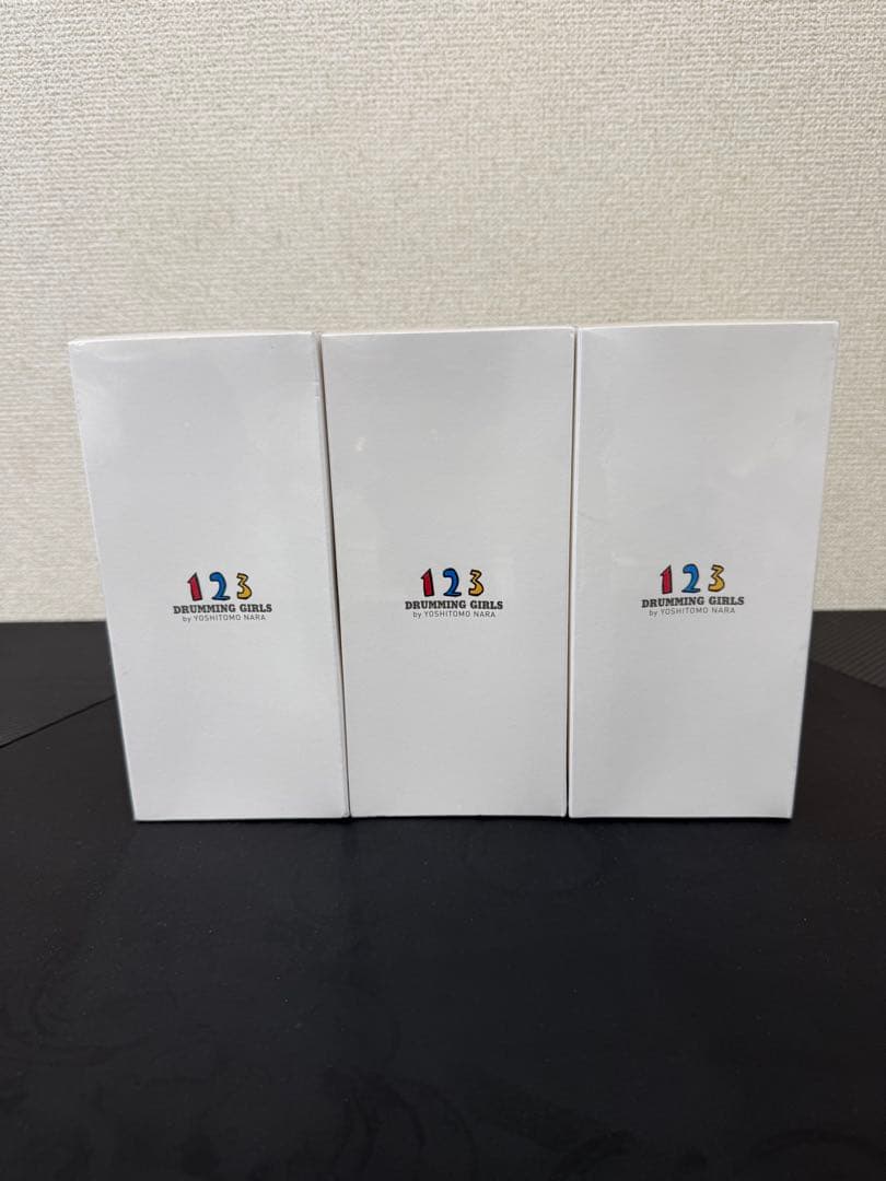 奈良美智　フィギュア3個セット　DRUMMING GIRLS