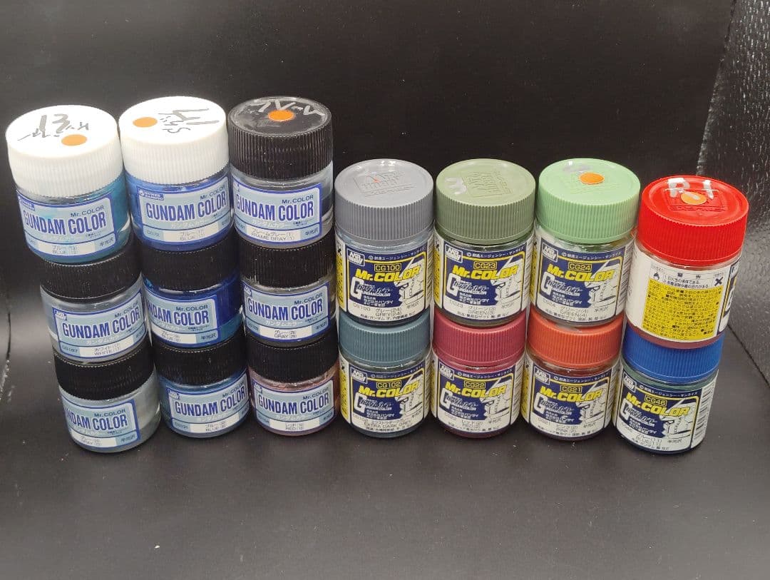 クレオス 　ガンダムカラー109個　ジャンク