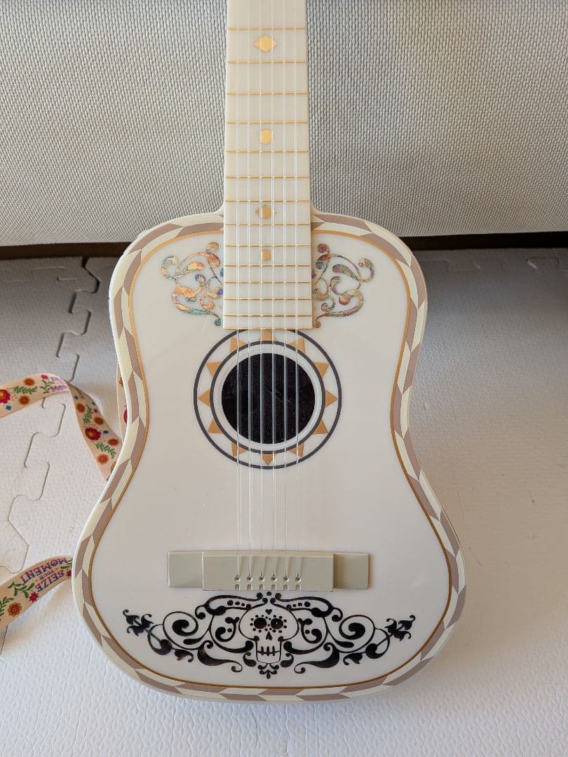 海外ディズニー　リメンバーミーCOCOギター　ポップコーン