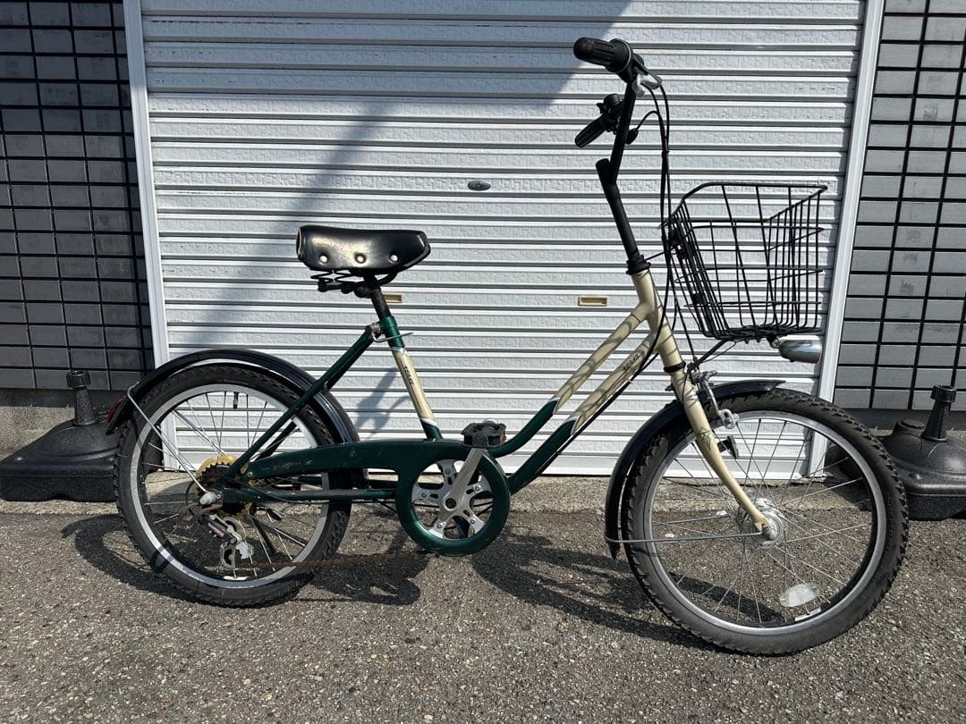 【週末限定1000OFF】ブリヂストン ベガス 20インチ 中古車