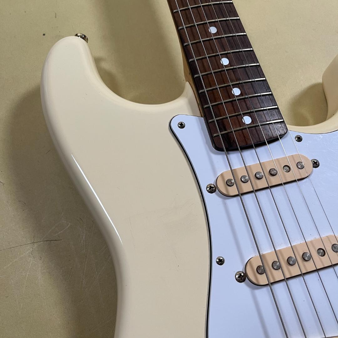 Fender Japan ST72 2013年製 ストラトキャスター VWT