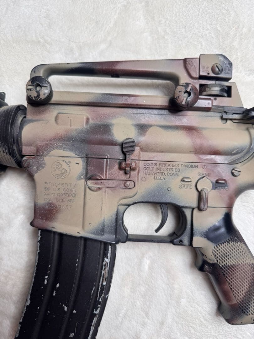 東京マルイ M4A1 電動ガン　バッテリー付